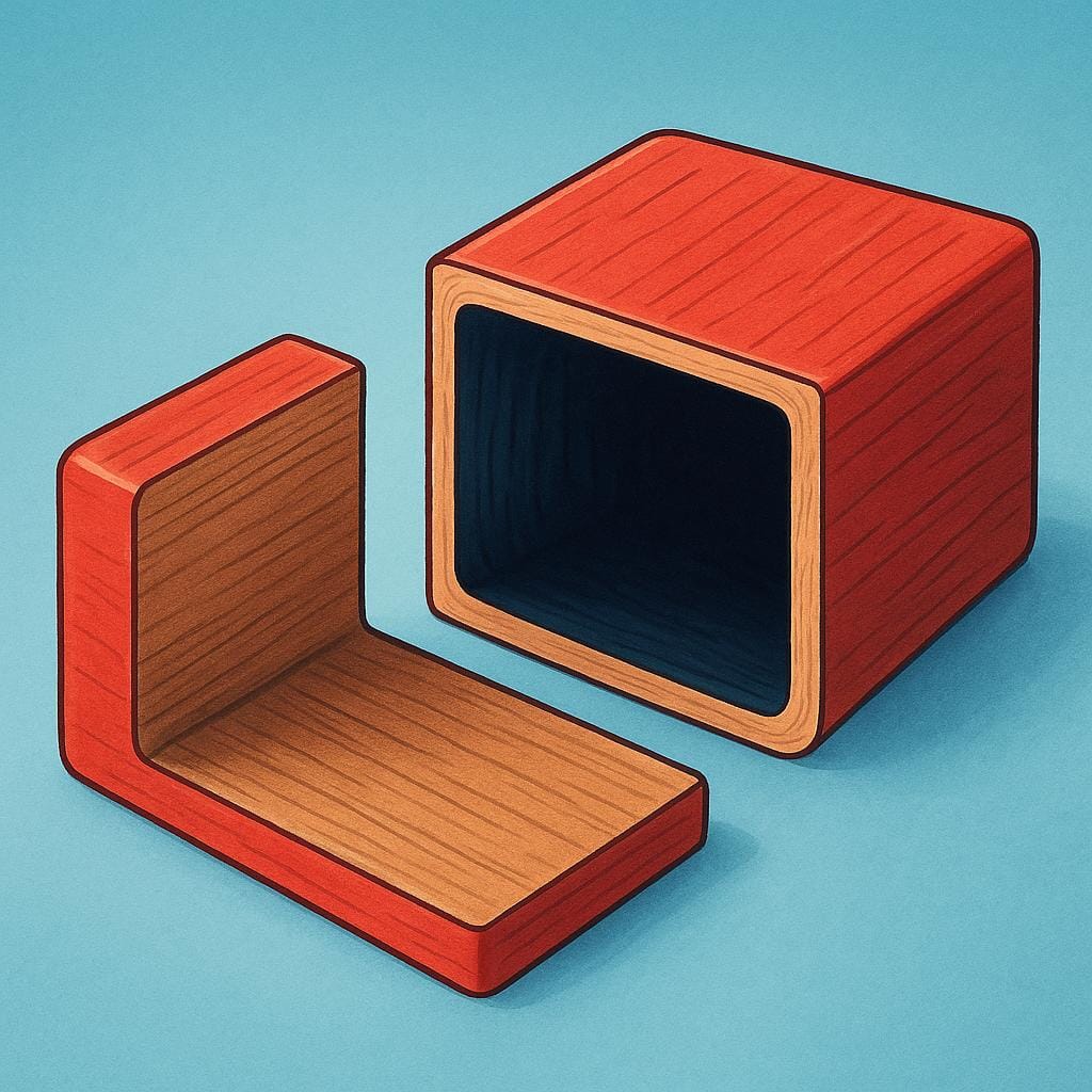 開いた赤い木箱が、深く暗く空っぽの内部空間を見せるように切断されており、「内部」の概念を強調している。